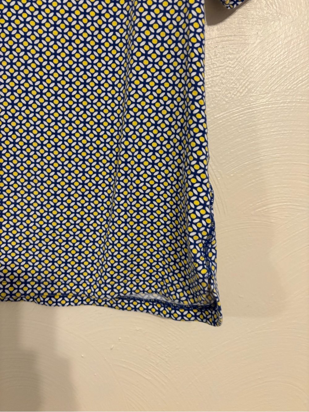 T by Talbots Large Blue Yellow Geometric Print Short Sleeve Top Stretch - Picture 7 of 8
